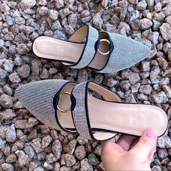 NIB Bling Rhinestone Sparkly Ring Mules Flats - Picture 8 of 10